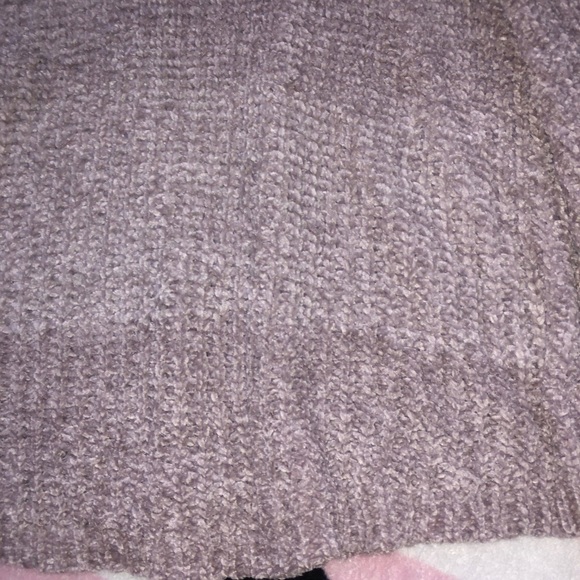 Off Shoulder Sweater - Picture 4 of 6